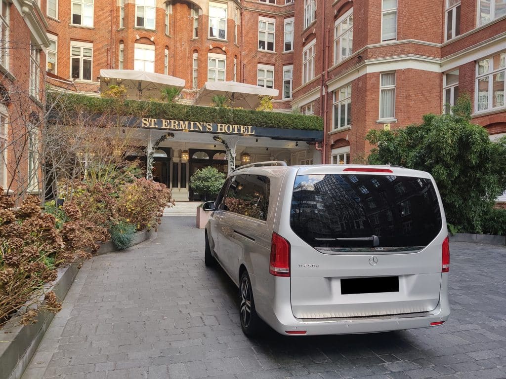 Stress-Free Chauffeur Transfers from Cardiff to Central London