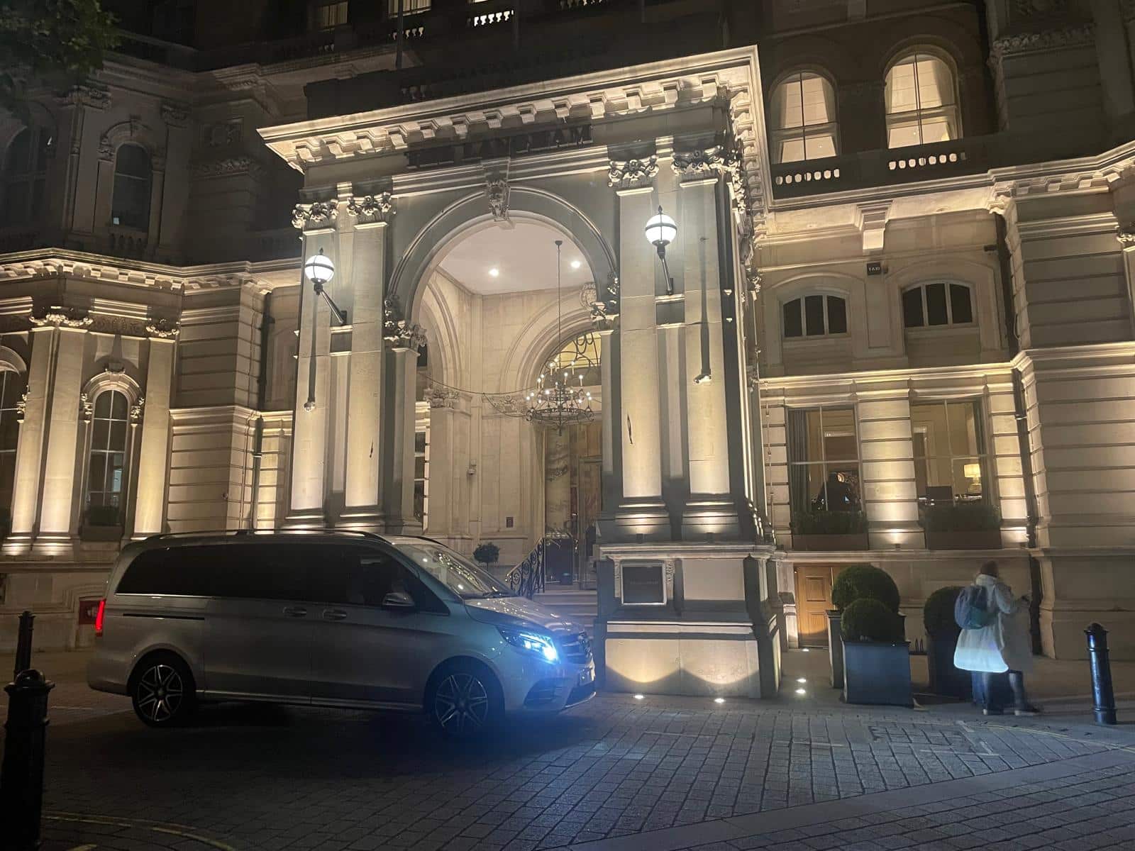 V class - Langham Hotel London